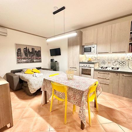 Apartment With Private Parking - Roma Est. Lunghezza Exteriör bild