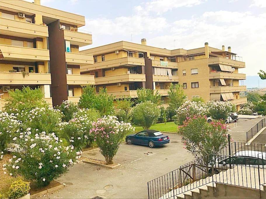 Apartment With Private Parking - Roma Est. Lunghezza Exteriör bild