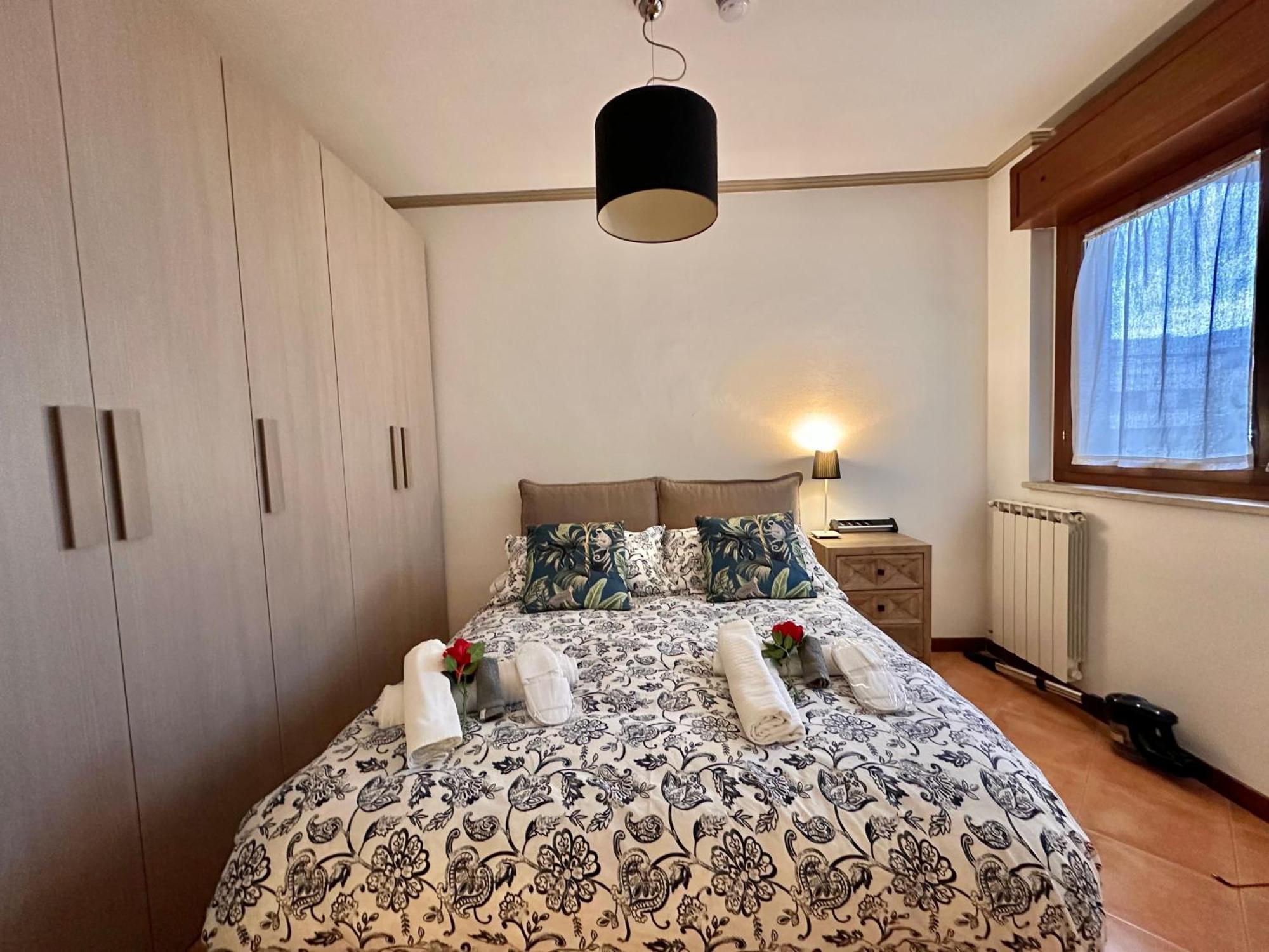 Apartment With Private Parking - Roma Est. Lunghezza Exteriör bild